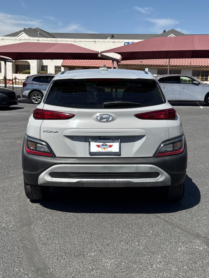 Hyundai Kona SE 2022