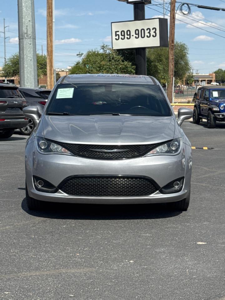 Chrysler Pacifica Touring Plus 2019