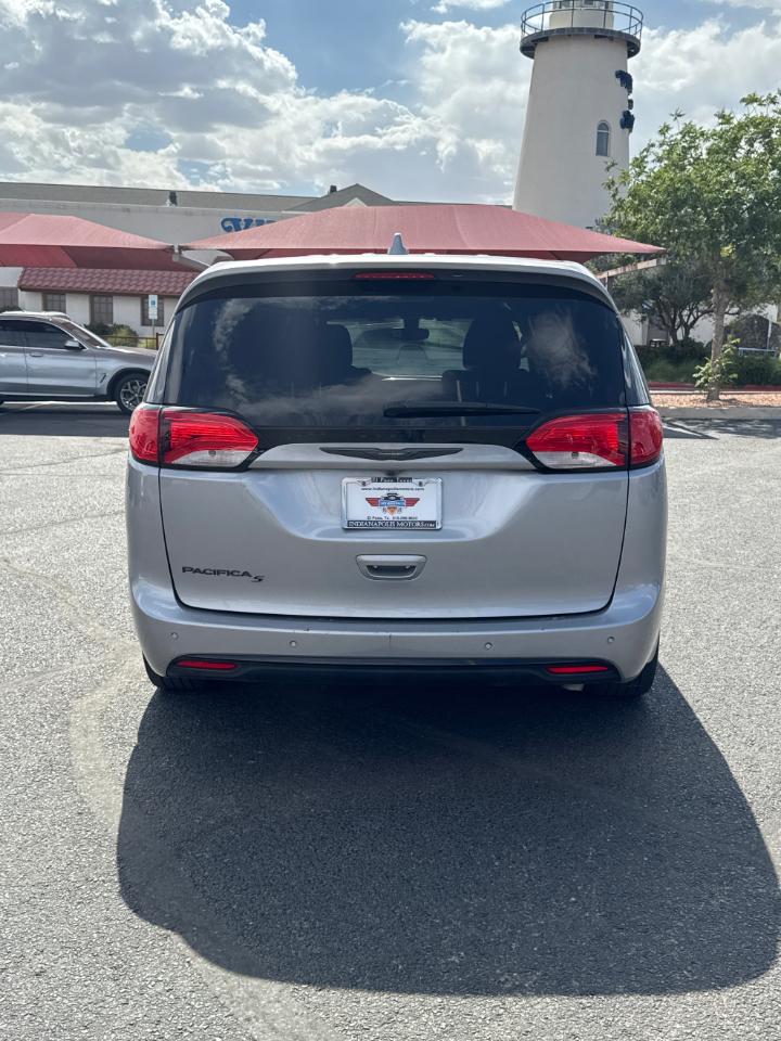 Chrysler Pacifica Touring Plus 2019