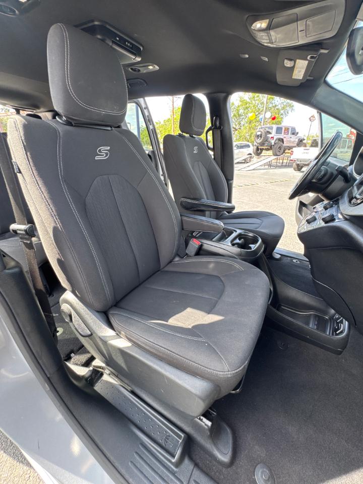 Chrysler Pacifica Touring Plus 2019