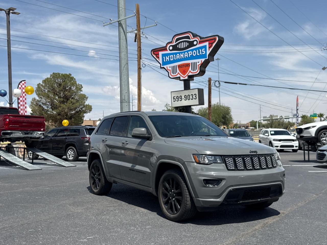 Jeep Grand Cherokee Laredo 4WD 2020