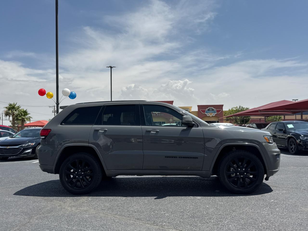 Jeep Grand Cherokee Laredo 4WD 2020