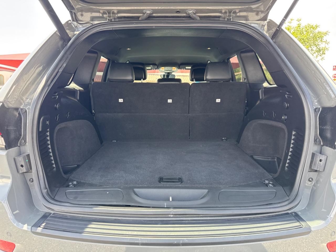 Jeep Grand Cherokee Laredo 4WD 2020