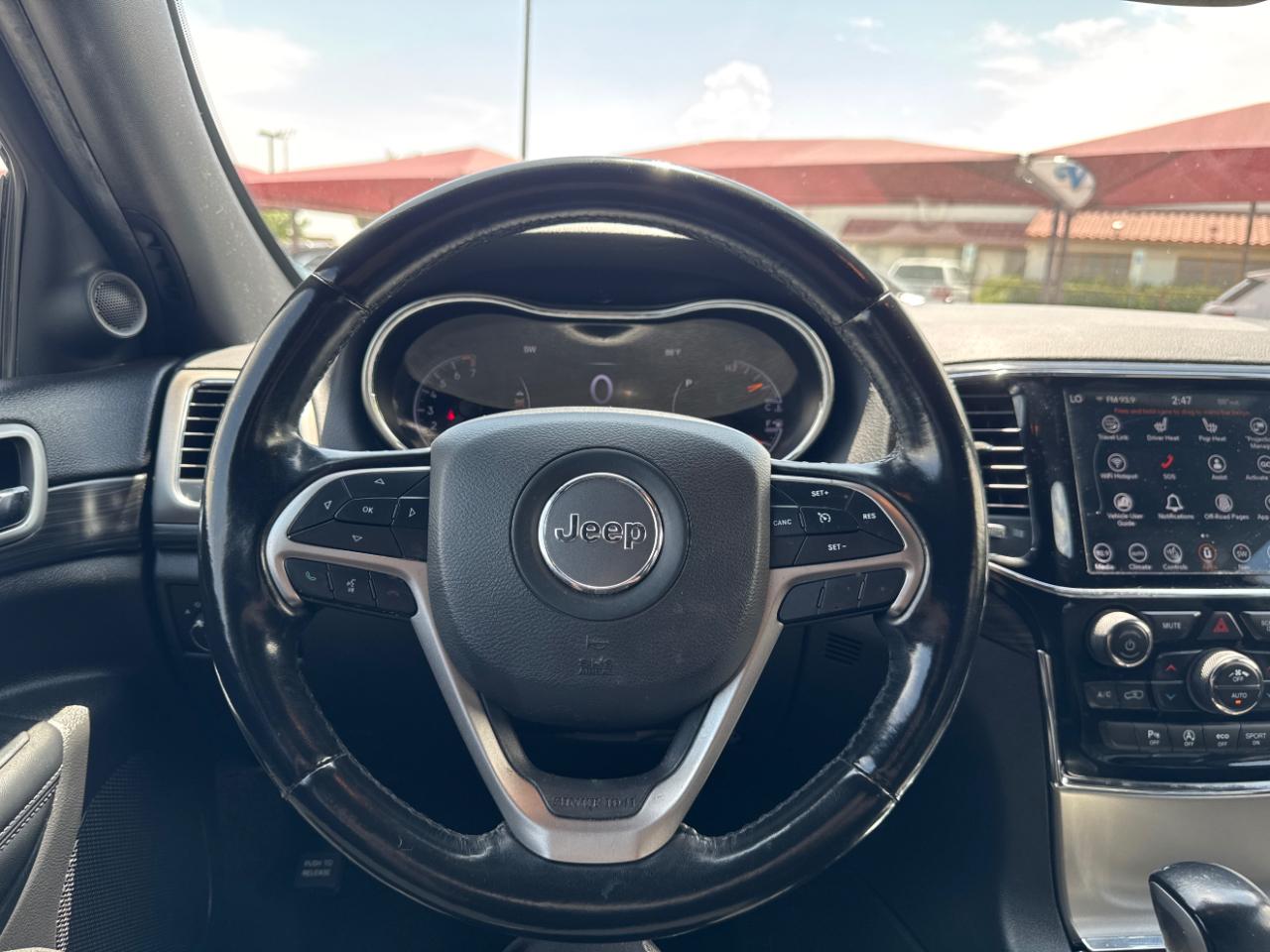 Jeep Grand Cherokee Laredo 4WD 2020