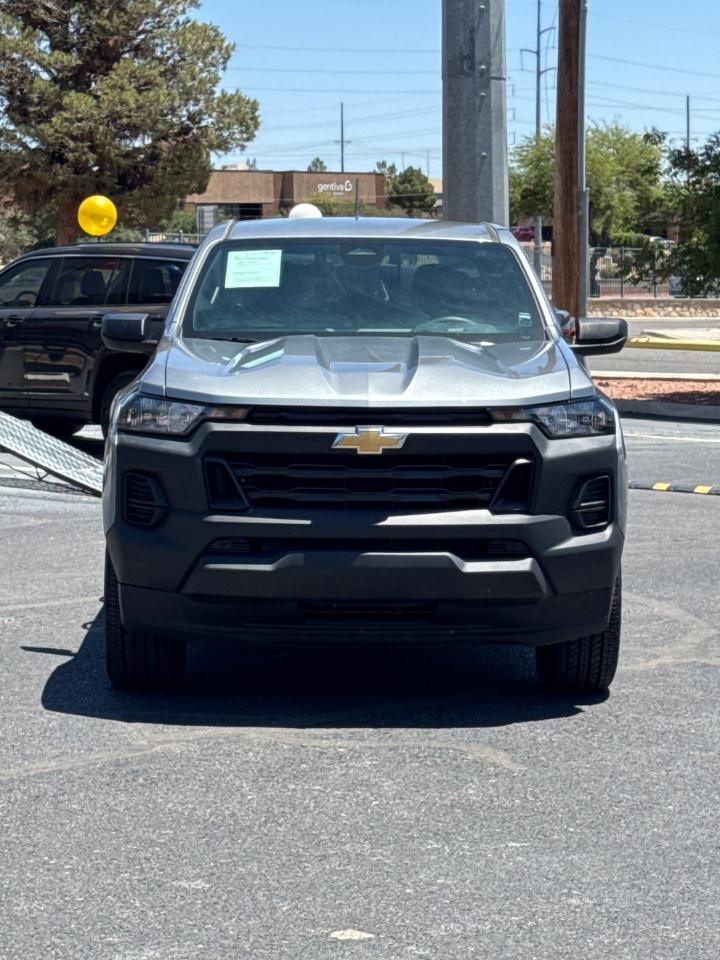 Chevrolet Colorado WT Crew Cab 2WD Short Box 2024