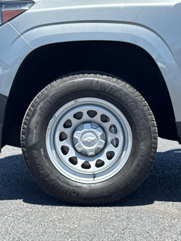 Chevrolet Colorado WT Crew Cab 2WD Short Box 2024