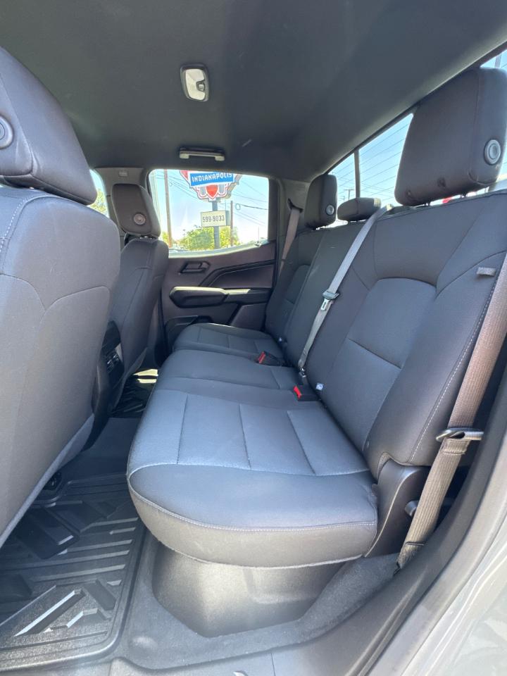 Chevrolet Colorado WT Crew Cab 2WD Short Box 2024