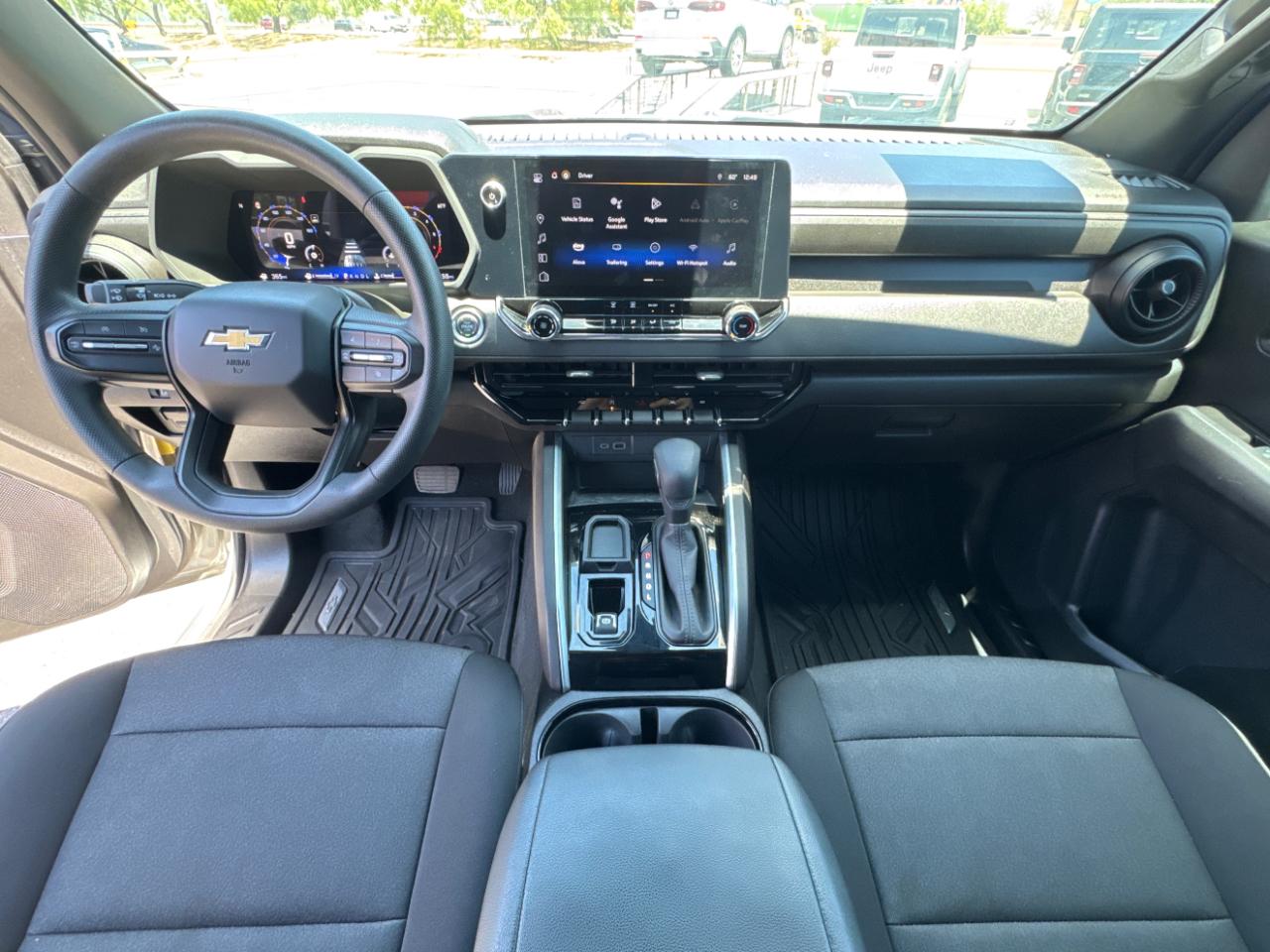 Chevrolet Colorado WT Crew Cab 2WD Short Box 2024