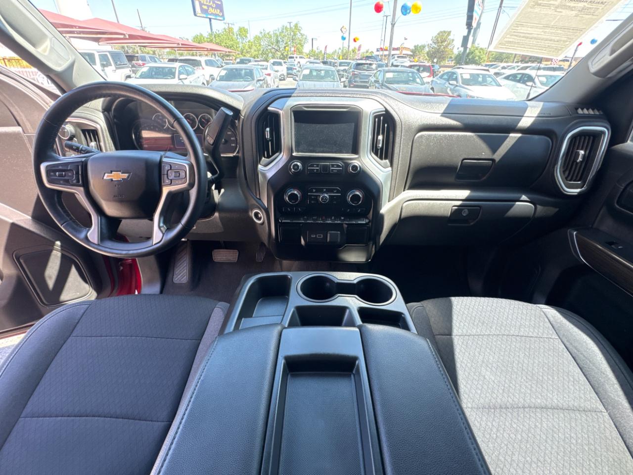 Chevrolet Silverado 1500 LT Crew Cab 2WD 2021