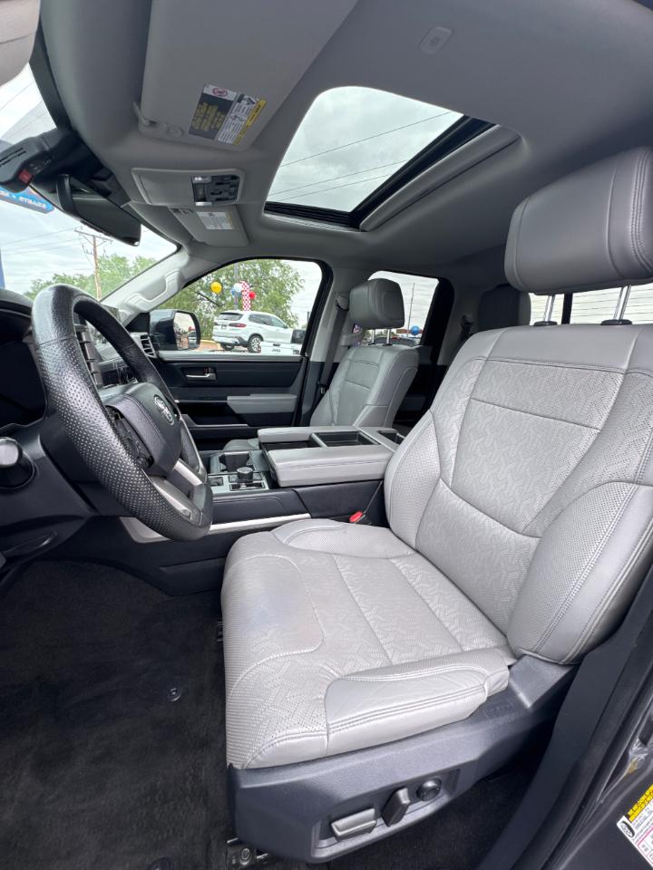 Toyota Tundra Limited Double Cab 4WD 2022