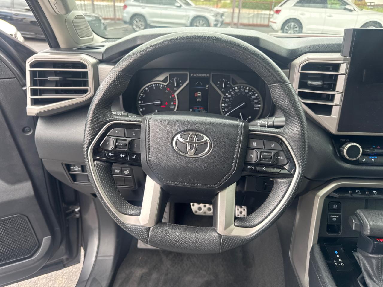 Toyota Tundra Limited Double Cab 4WD 2022