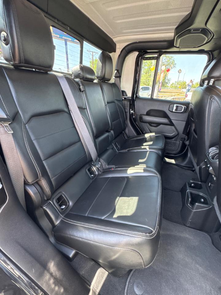 Jeep Gladiator Overland 2022