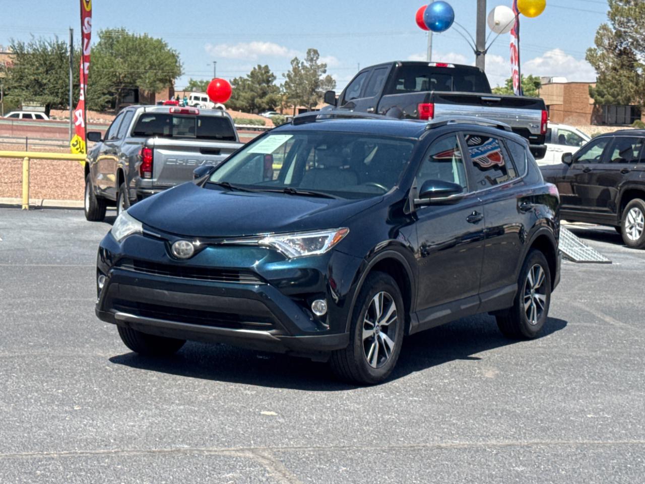 Toyota RAV4 XLE FWD 2017