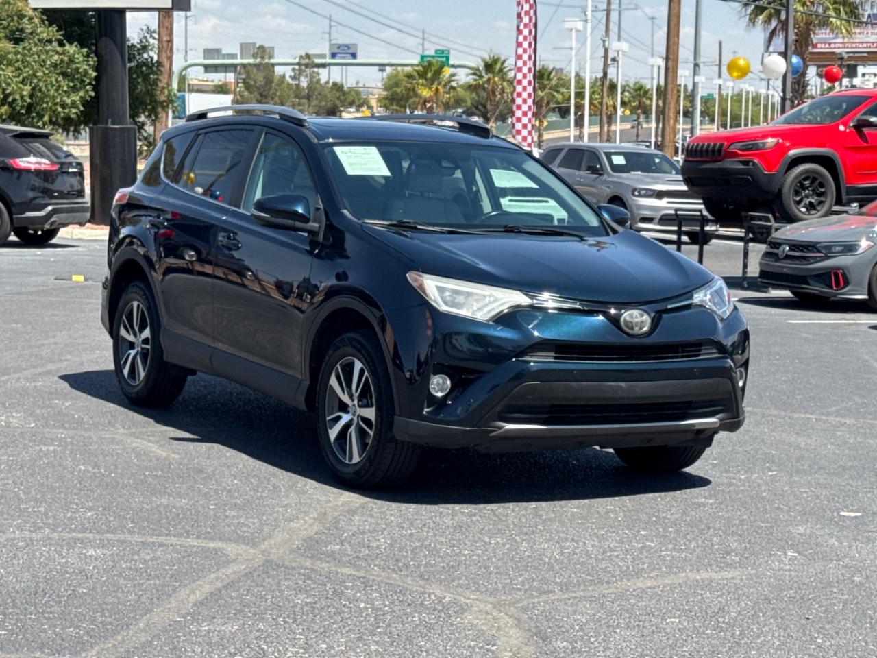 Toyota RAV4 XLE FWD 2017