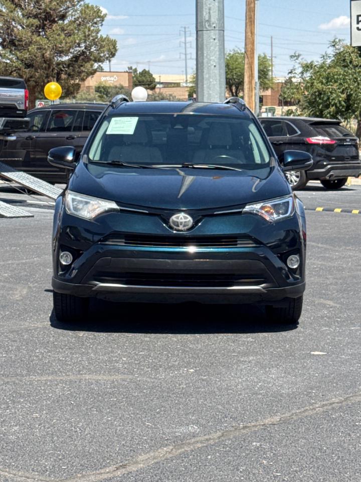 Toyota RAV4 XLE FWD 2017