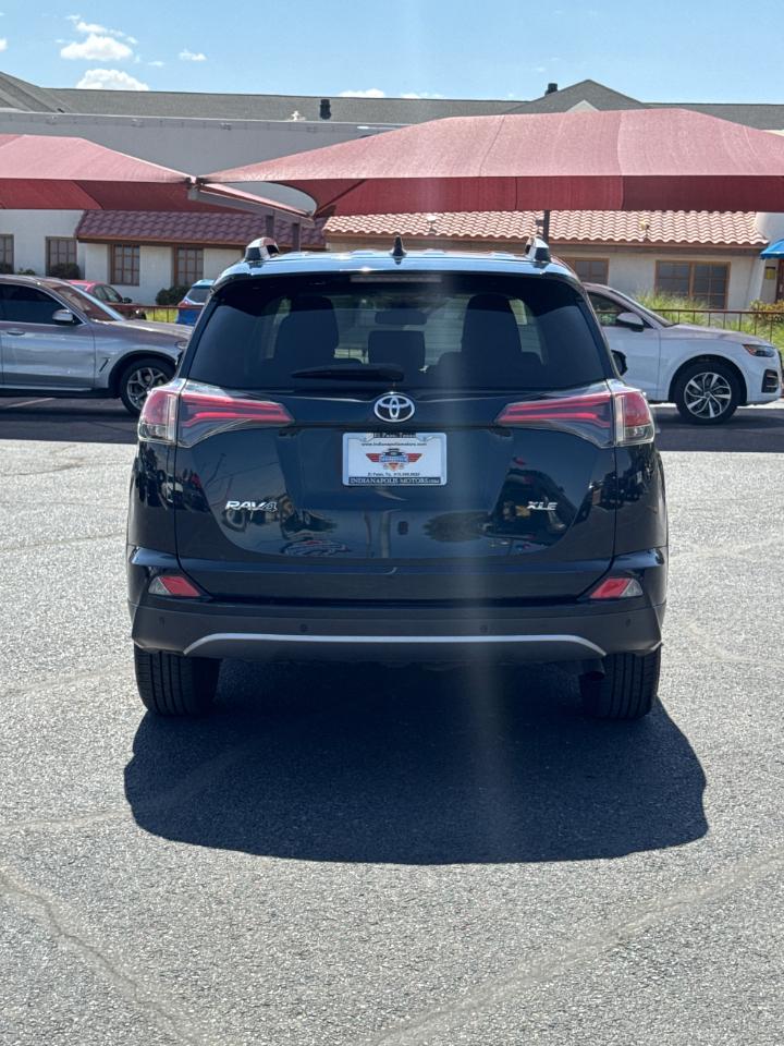 Toyota RAV4 XLE FWD 2017