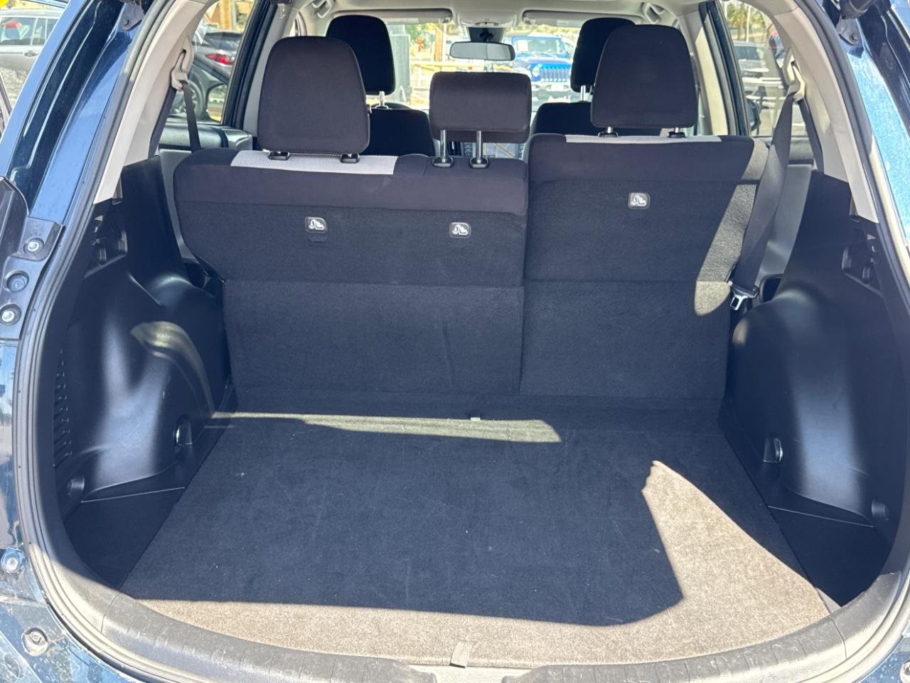Toyota RAV4 XLE FWD 2017