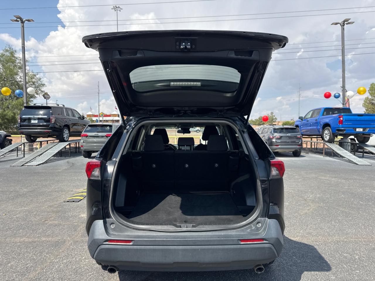 Toyota RAV4 LE AWD 2020