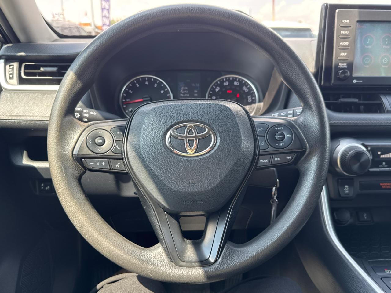 Toyota RAV4 LE AWD 2020