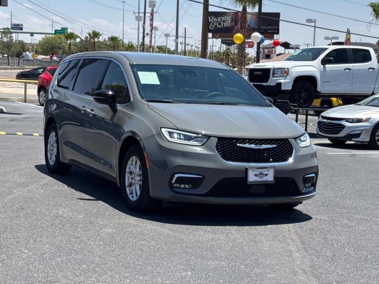 Chrysler Pacifica Touring L 2025