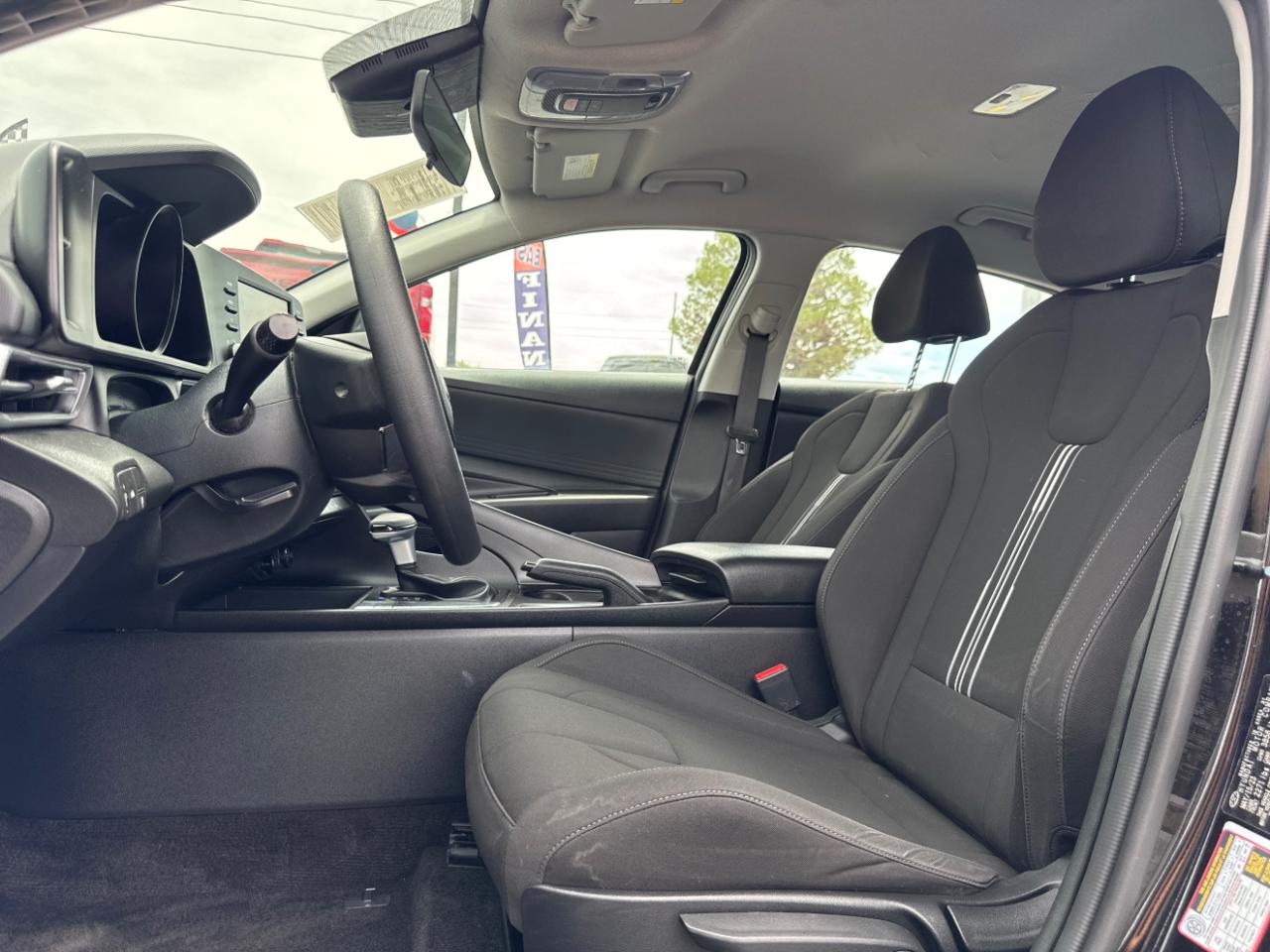 Hyundai Elantra SEL 2023