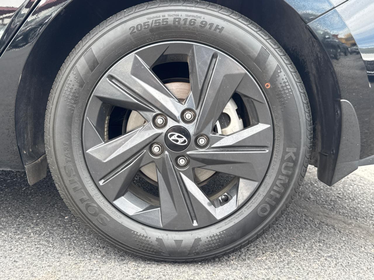 Hyundai Elantra SEL 2023