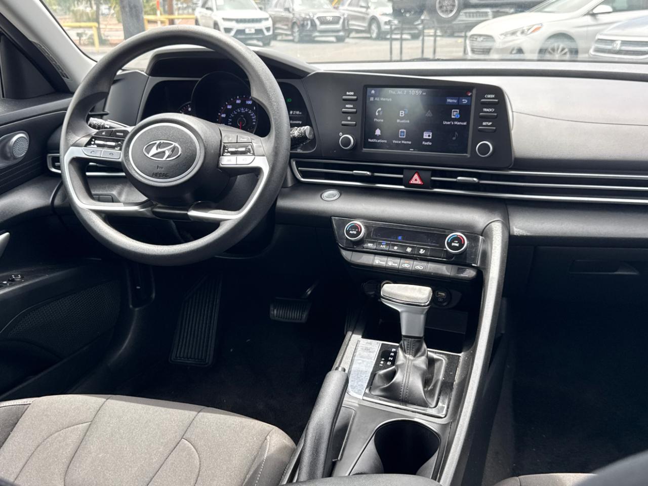 Hyundai Elantra SEL 2023