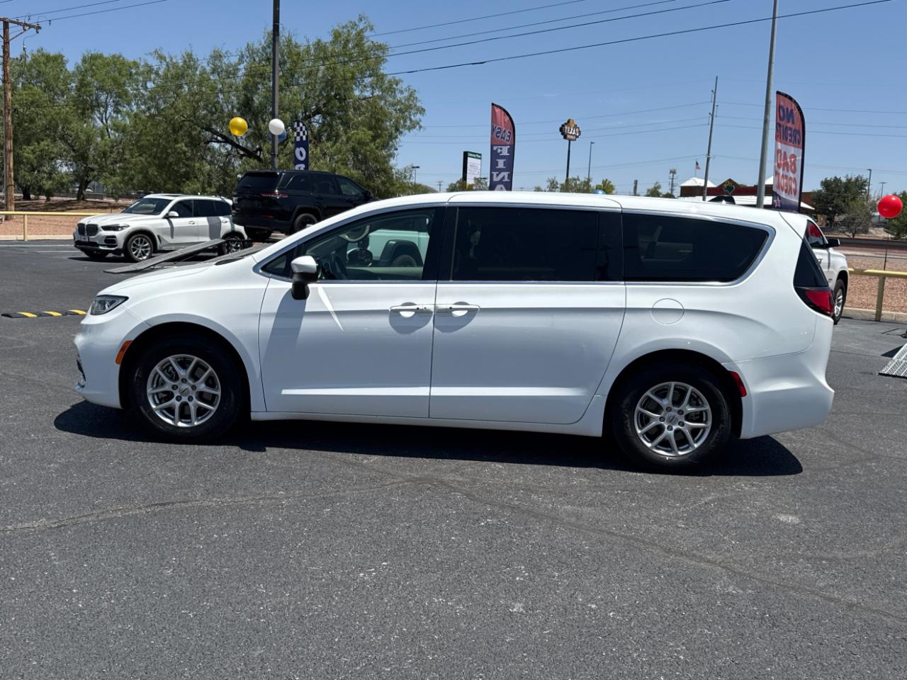 Chrysler Pacifica Touring L 2023