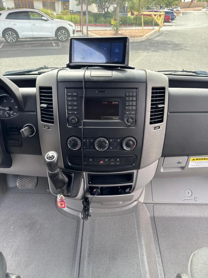 Mercedes-Benz Sprinter 2500 Passenger Van 144-in. WB 2016