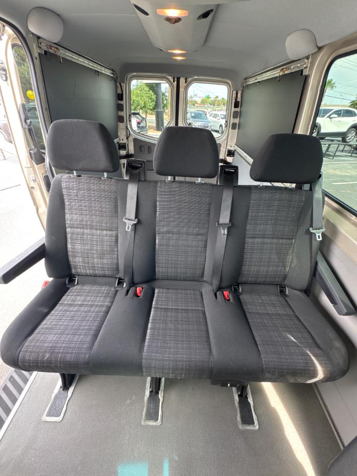 Mercedes-Benz Sprinter 2500 Passenger Van 144-in. WB 2016