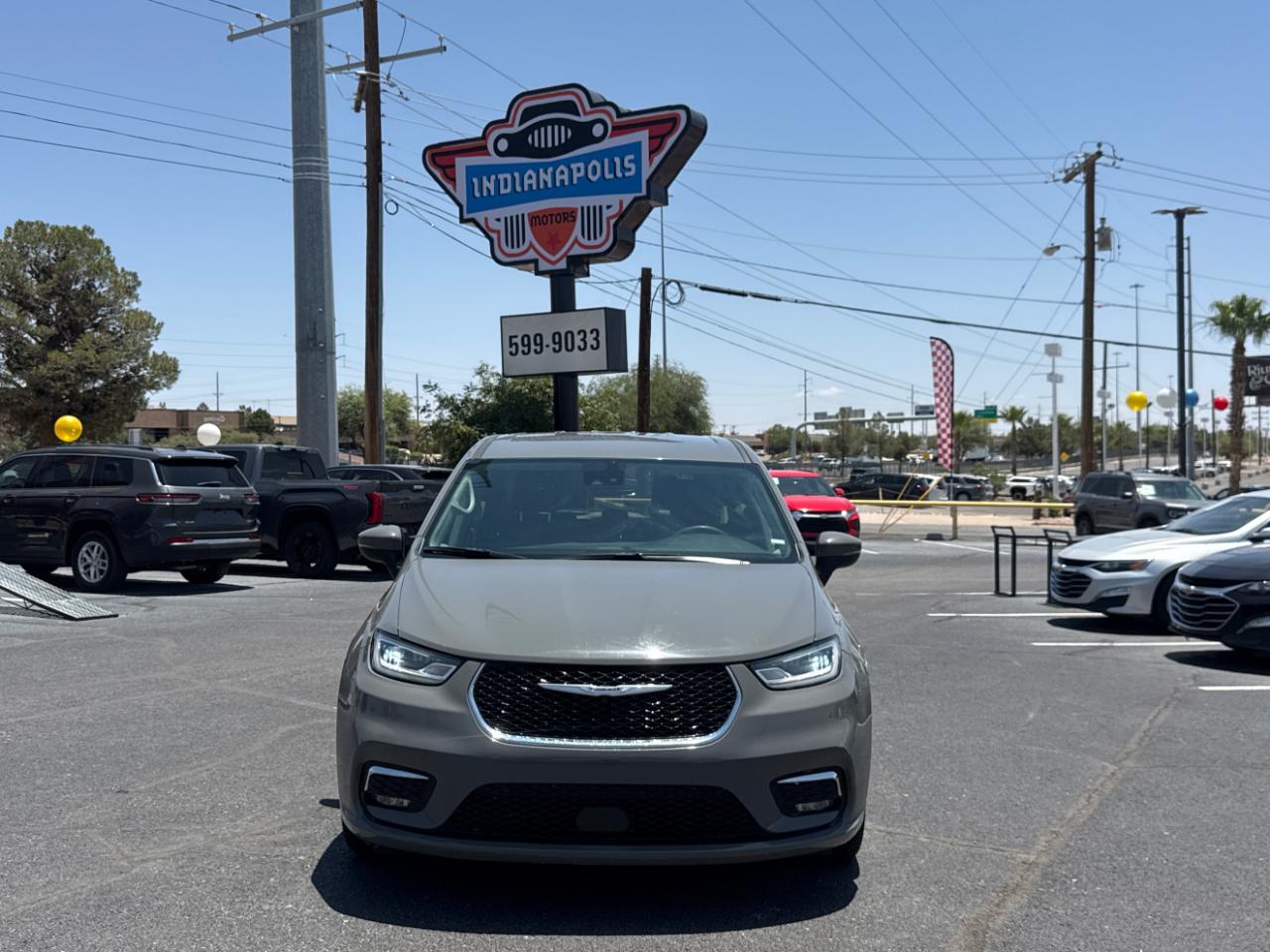 Chrysler Pacifica Touring L 2023