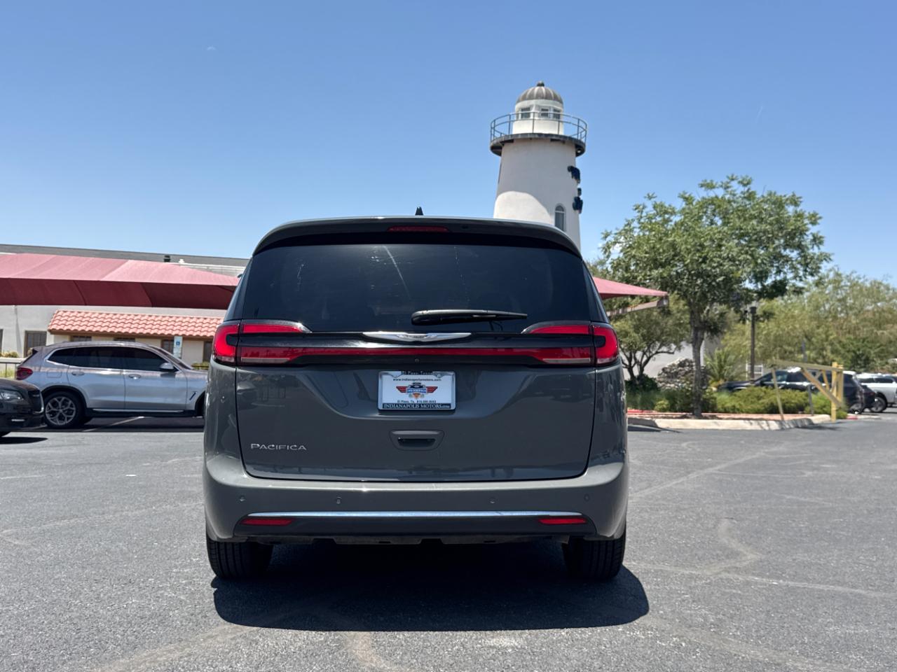 Chrysler Pacifica Touring L 2023