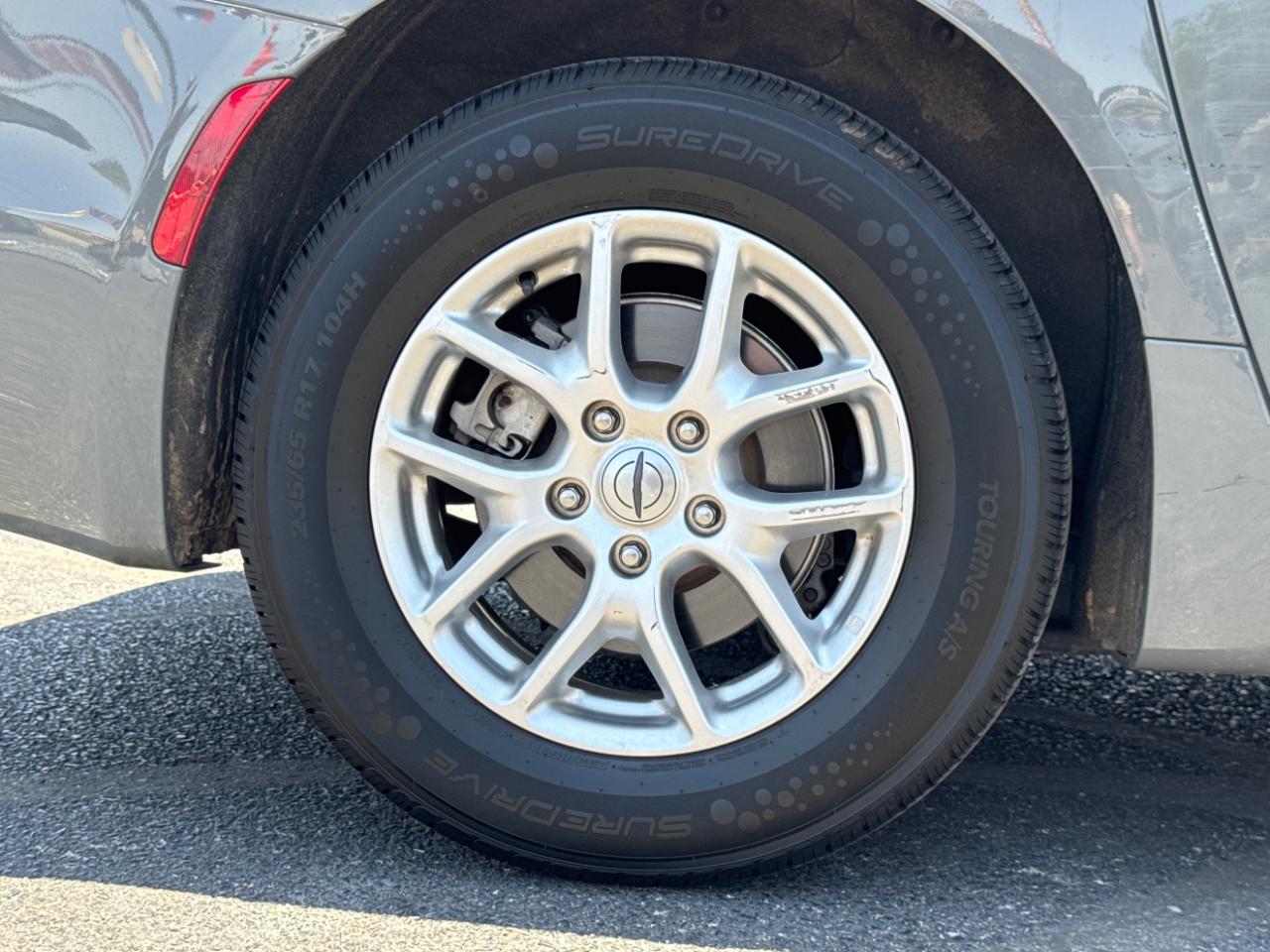 Chrysler Pacifica Touring L 2023