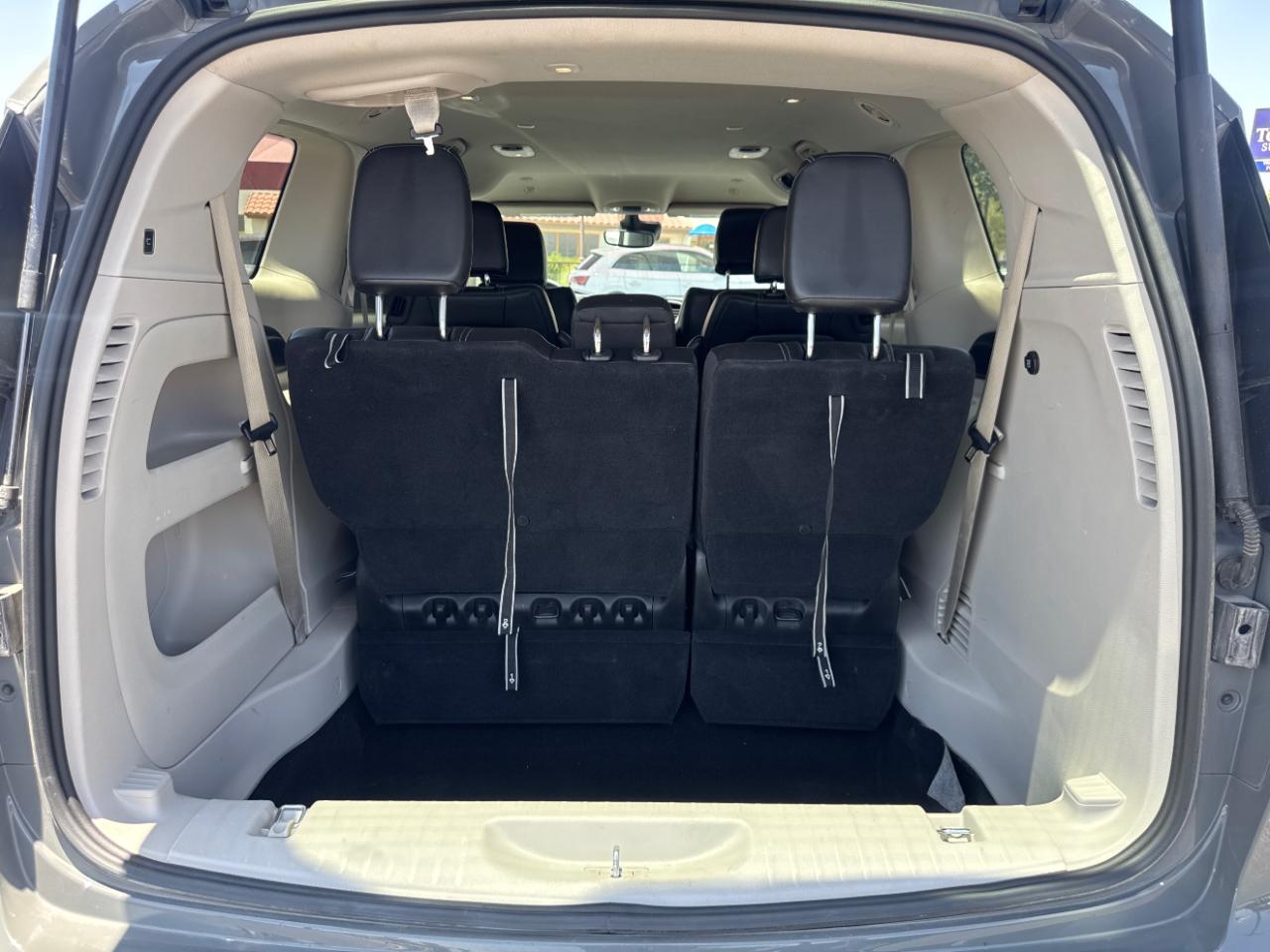 Chrysler Pacifica Touring L 2023