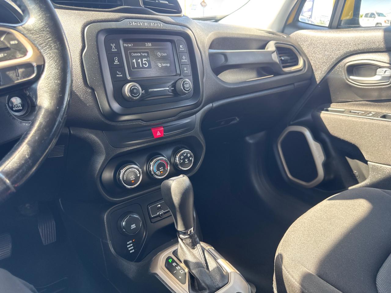 Jeep Renegade Latitude 4WD 2016