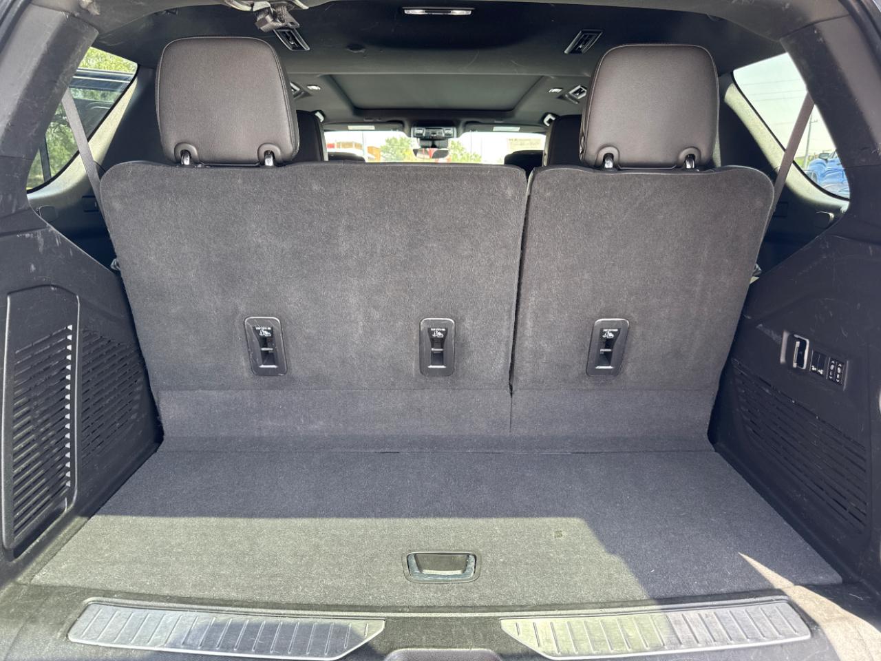 Chevrolet Tahoe High Country 4WD 2023