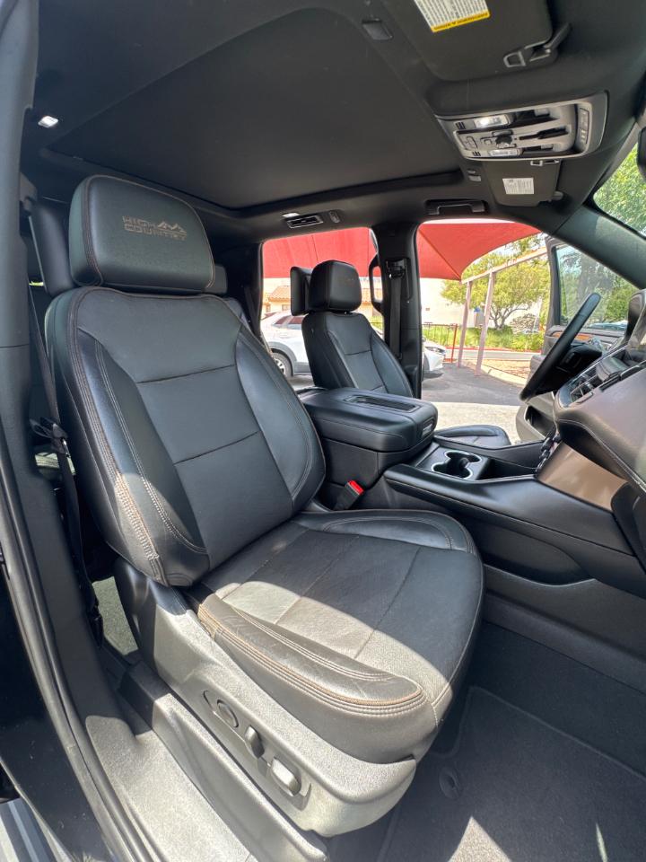 Chevrolet Tahoe High Country 4WD 2023
