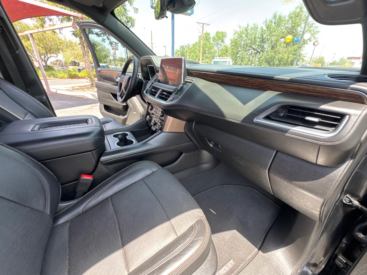 Chevrolet Tahoe High Country 4WD 2023