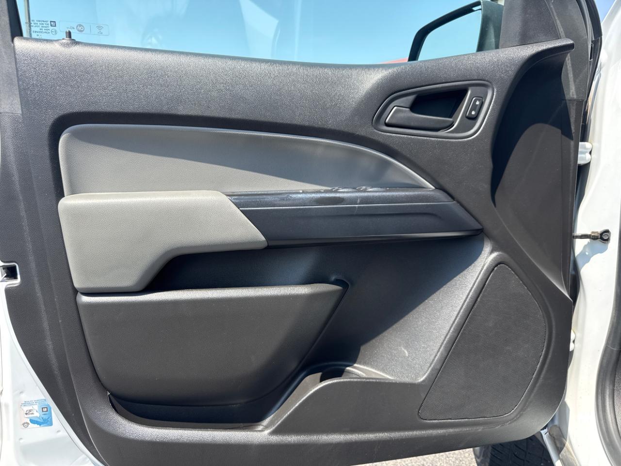 Chevrolet Colorado WT Crew Cab 4WD Short Box 2016