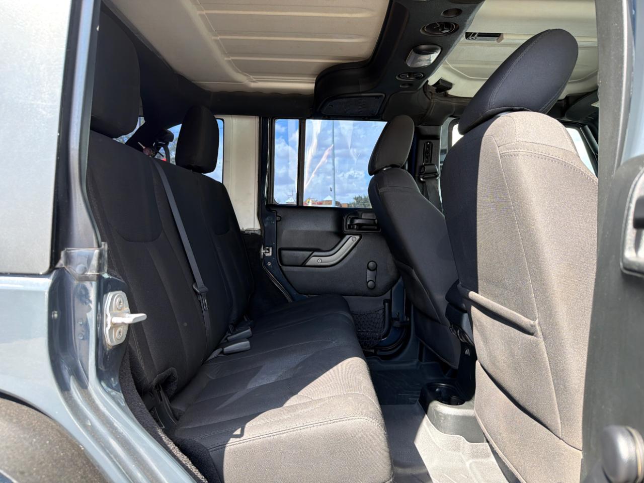 Jeep Wrangler Unlimited Sport 4WD 2017