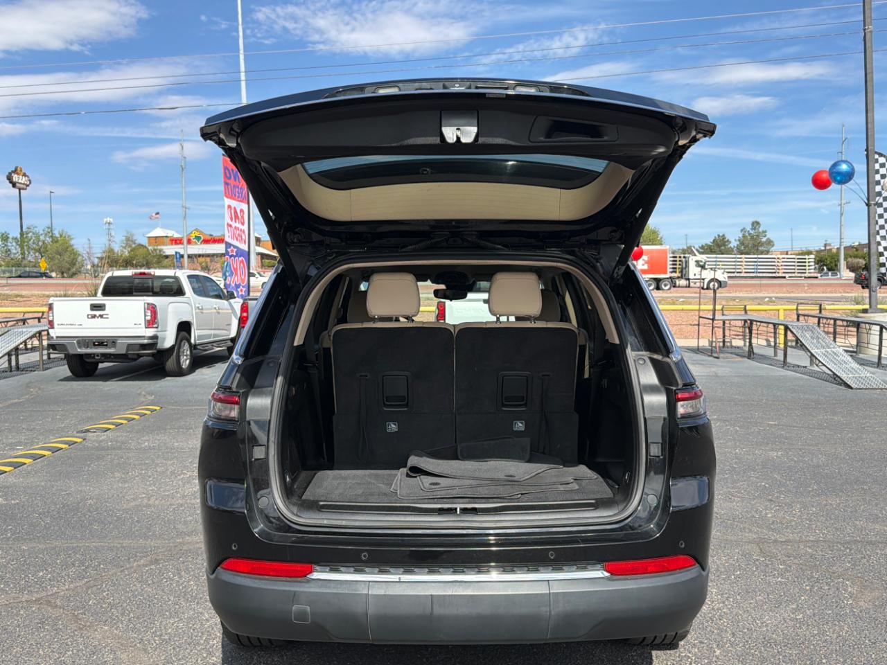 Jeep Grand Cherokee L Limited 2WD 2021