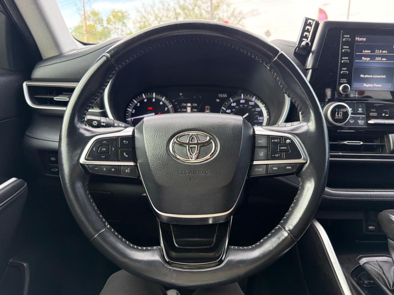 Toyota Highlander XLE AWD V6 2021