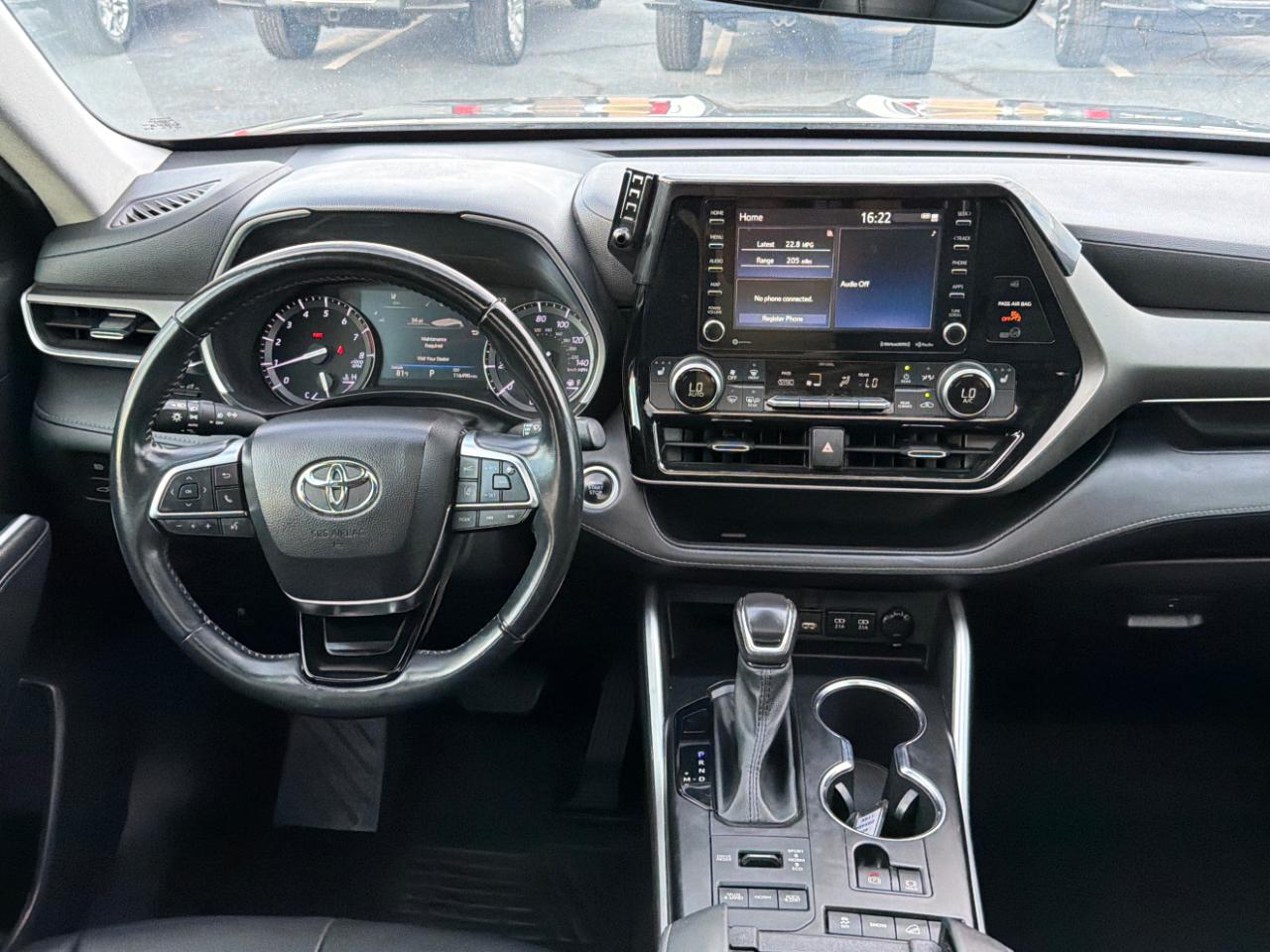 Toyota Highlander XLE AWD V6 2021