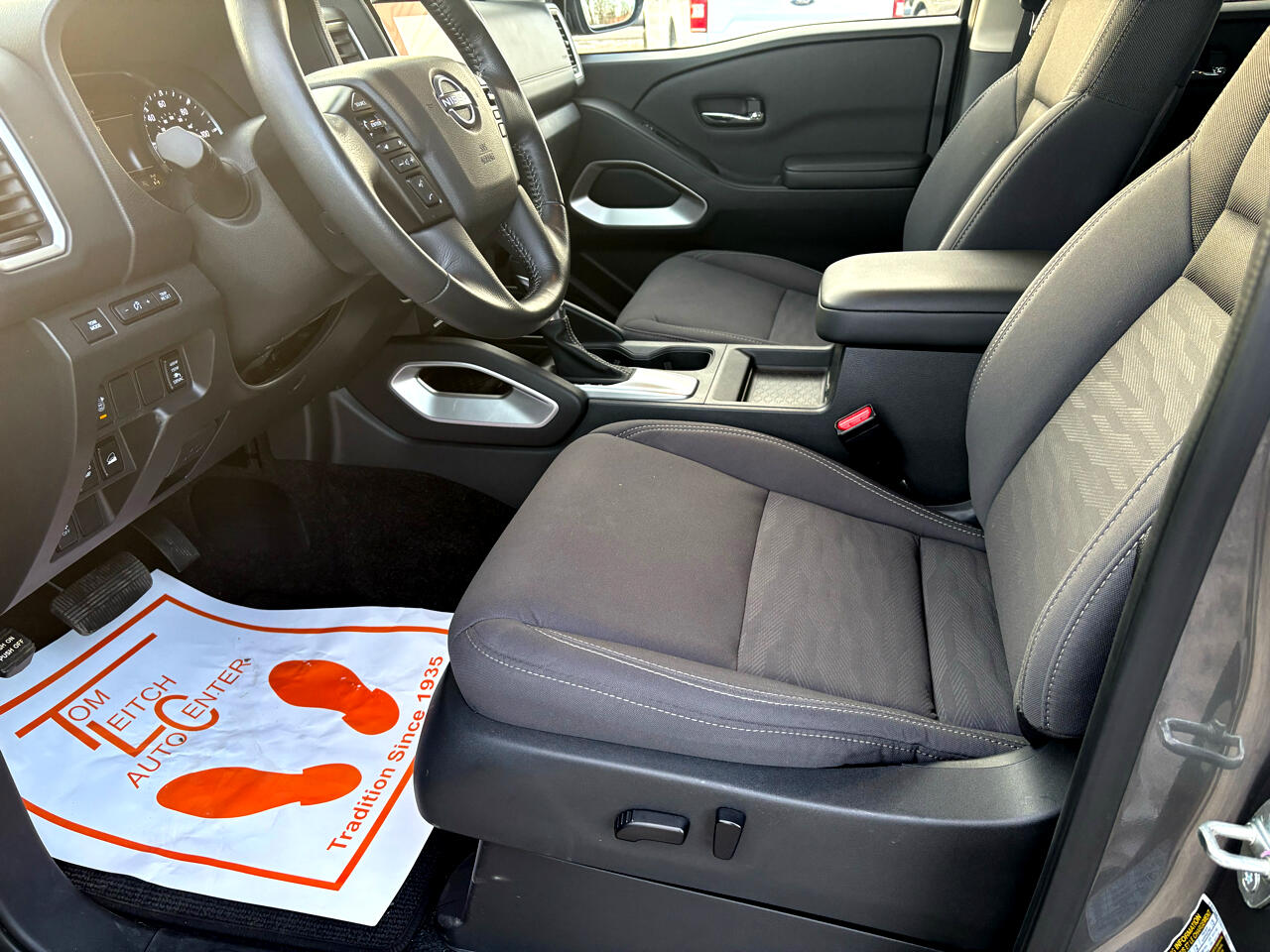 Nissan Frontier Crew Cab 4x4 SV Auto 2023