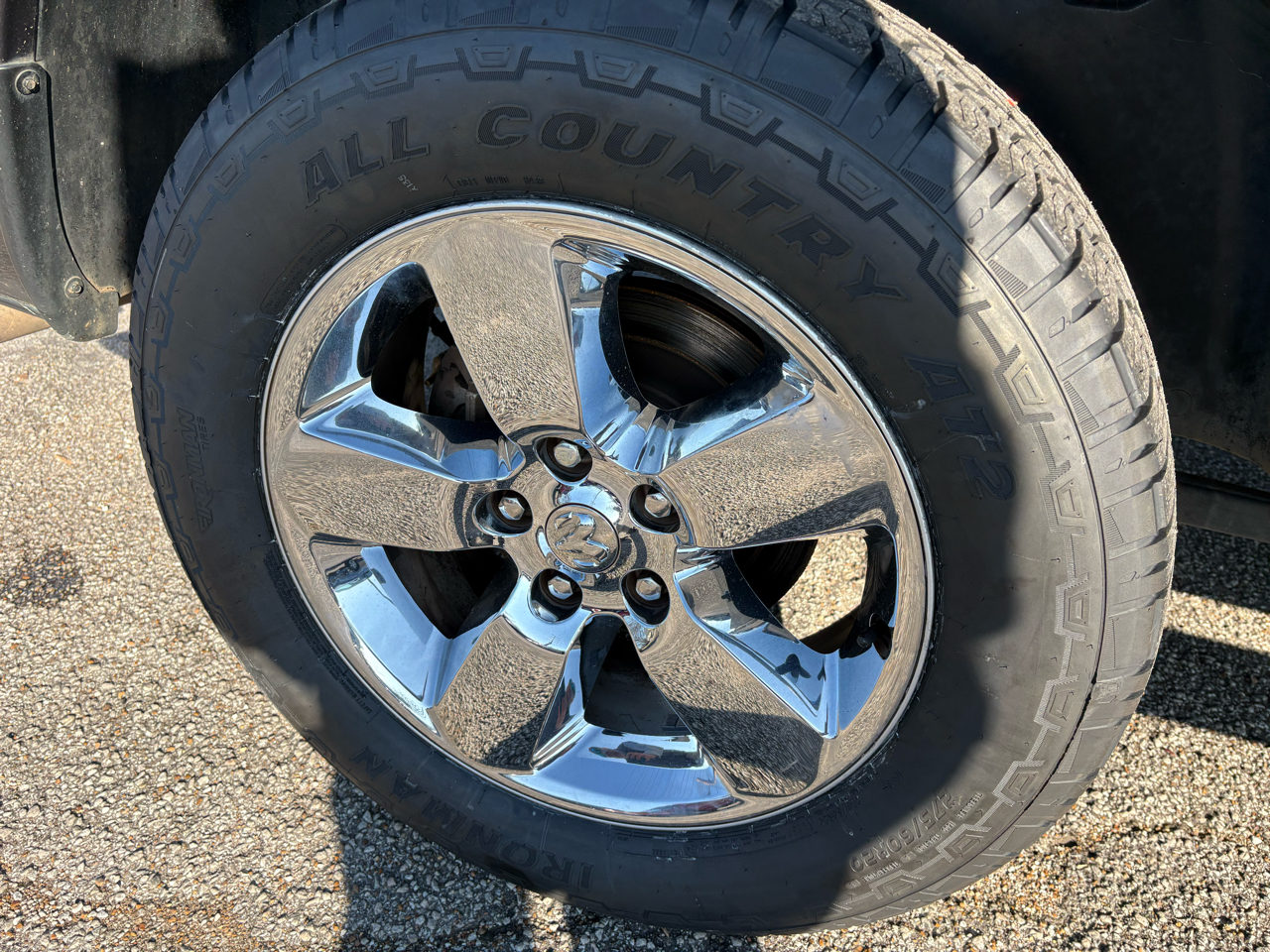 RAM 1500 Classic Express 4x2 Crew Cab 5'7" Box 2019