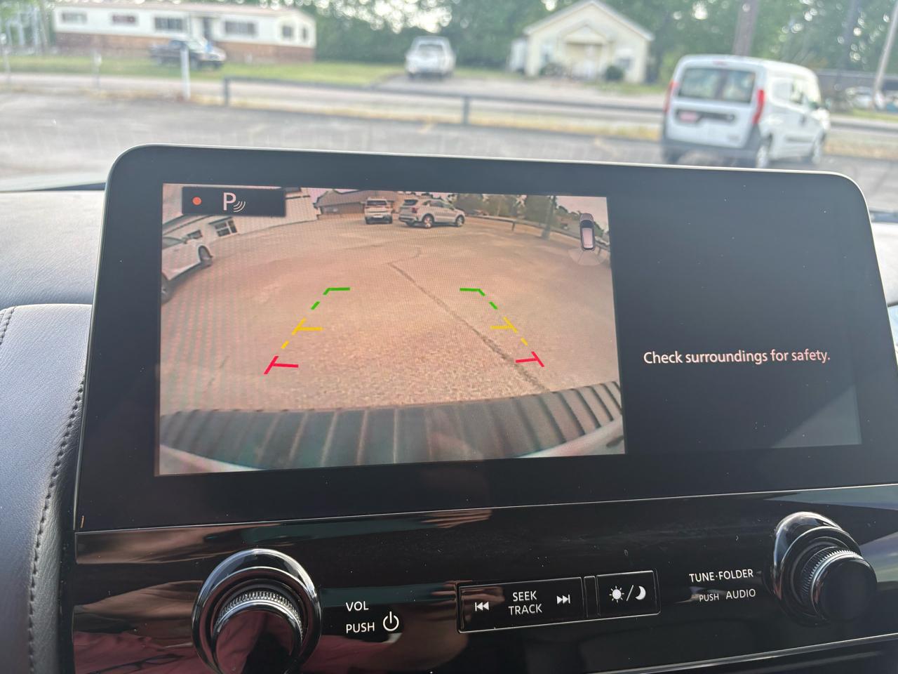 Nissan Armada 4x4 SV 2021