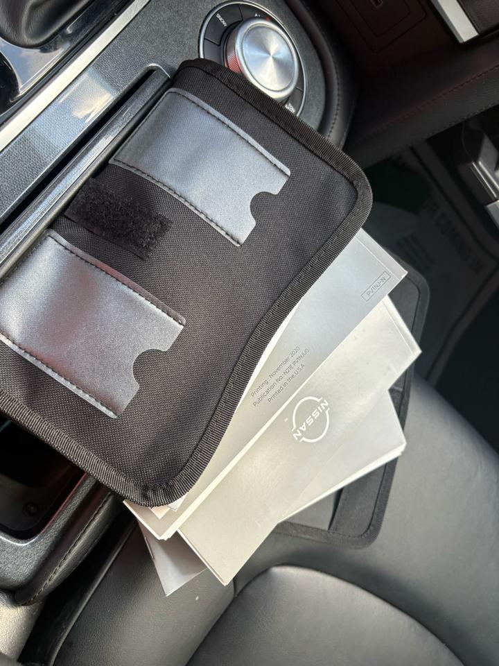 Nissan Armada 4x4 SV 2021