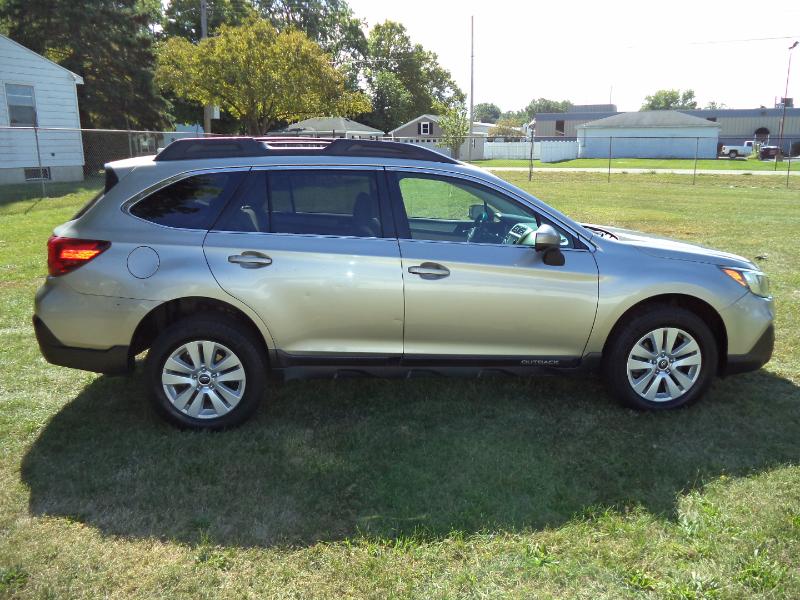 Subaru Outback 2.5i Premium 2018 Subaru Outback 2.5i Premium 2018