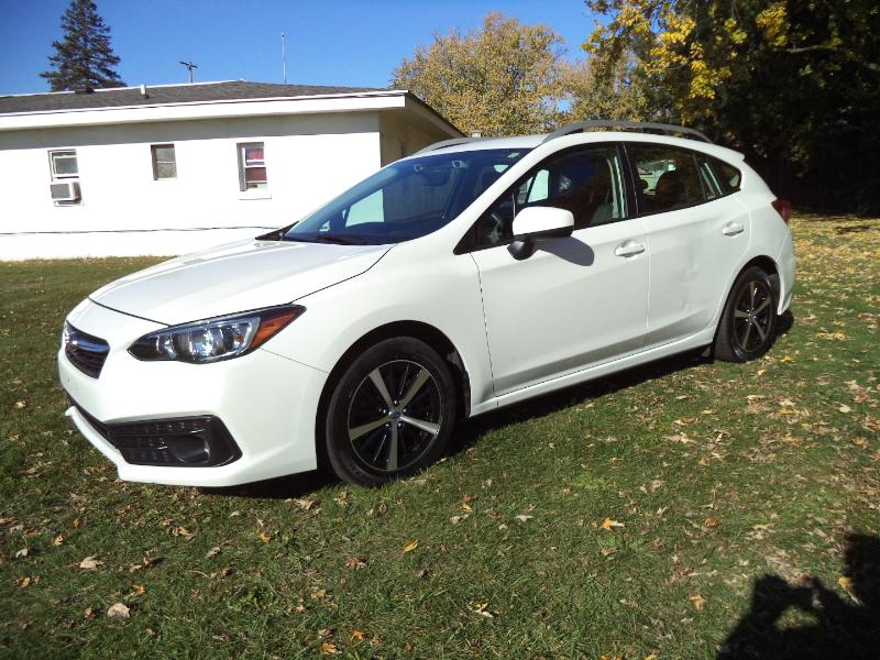 2022 Subaru Impreza 2.0i Premium CVT 5-Door
