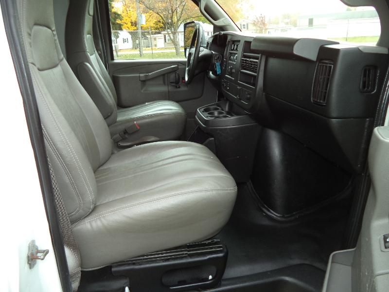 Chevrolet Express G3500 139" 2018